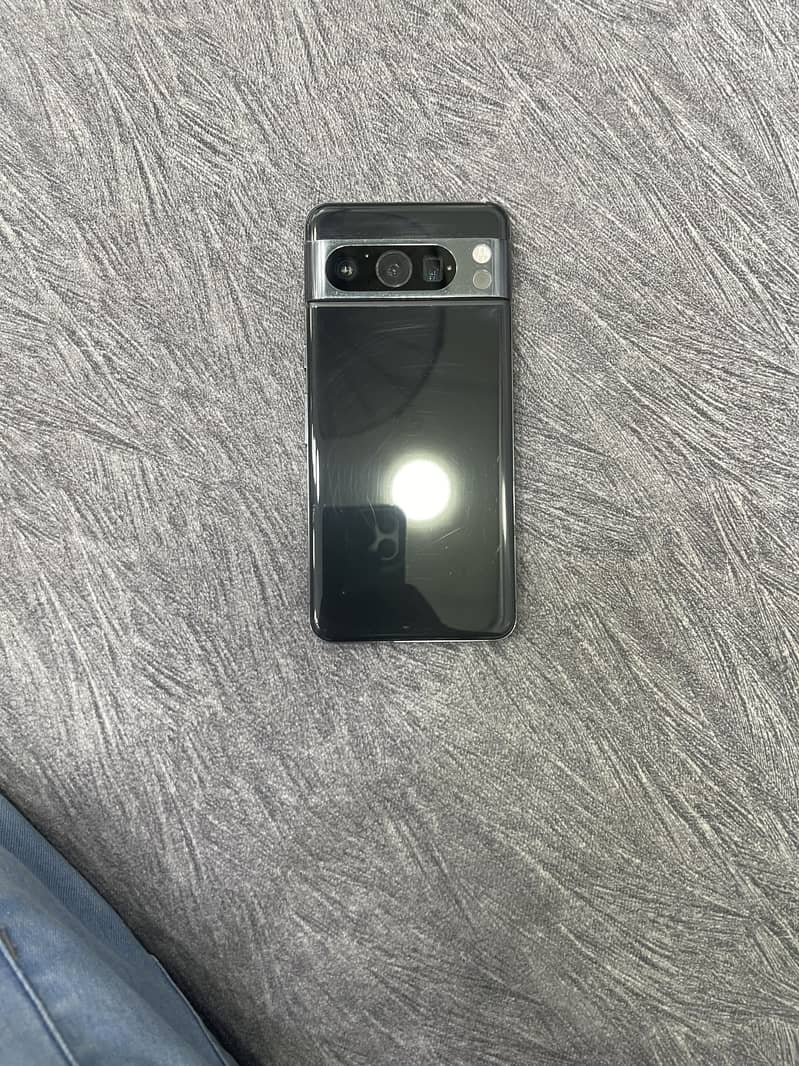 Google Pixel 8 Pro 0