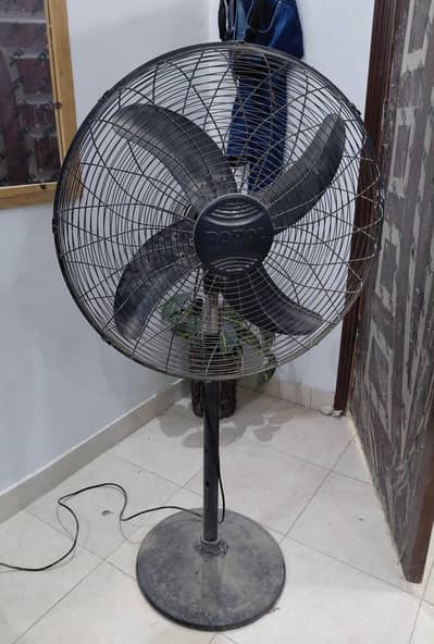 Royal Deluxe Pedestal Fan 24 inch