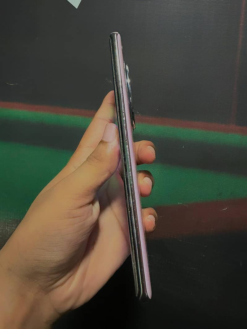 Infinix Zero 40 4