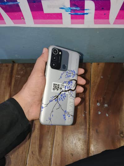 Tecno Spark 8C