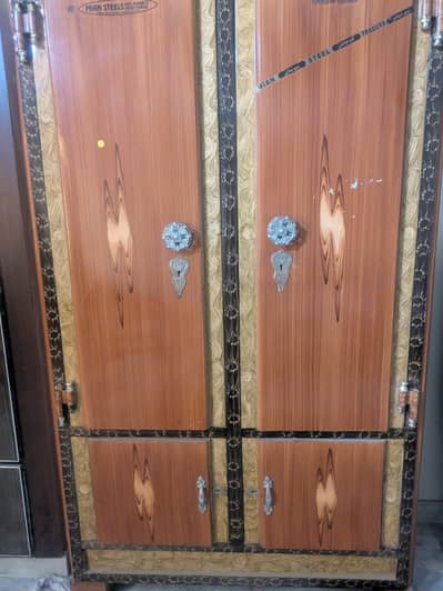 wardrobe