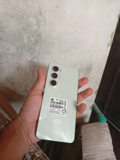 Itel a100 (03205796941)