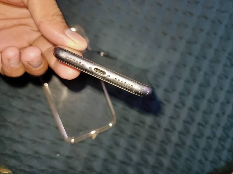 Apple iPhone 11 2