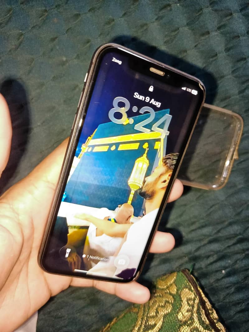 Apple iPhone 11 6