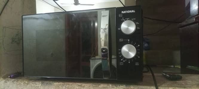 microwave oven
