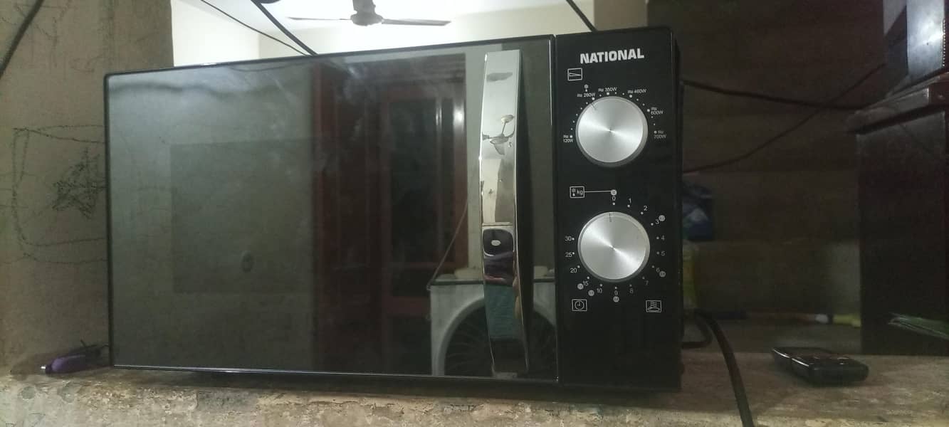 microwave oven 0