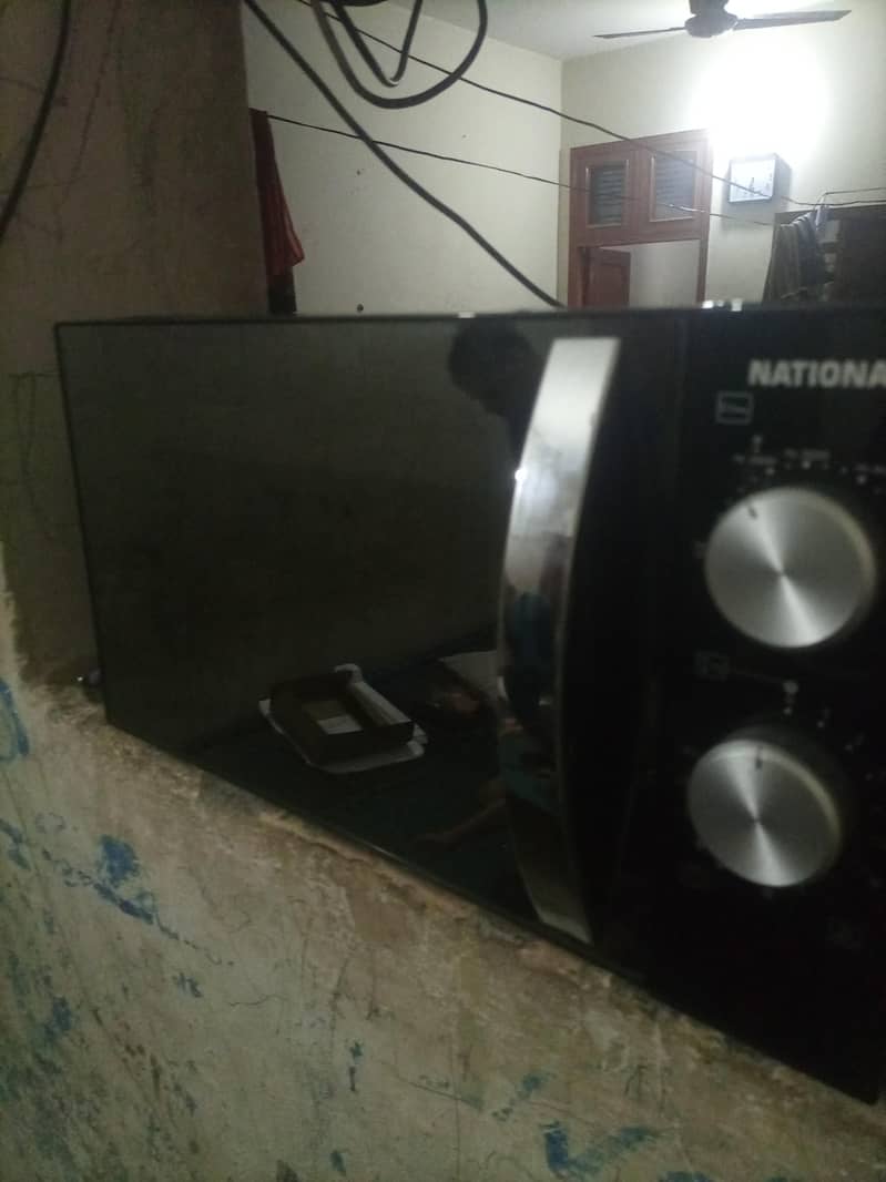 microwave oven 2