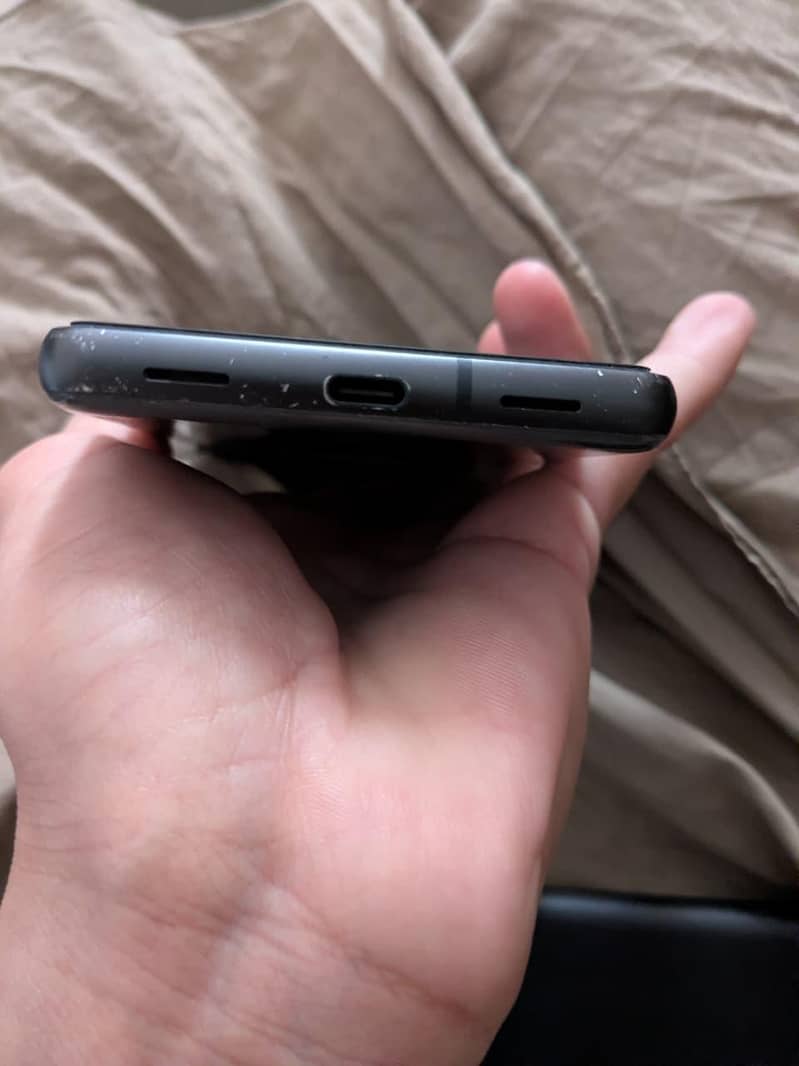Google Pixel 7a 2