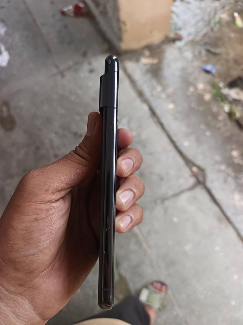Google Pixel 8 Pro 4