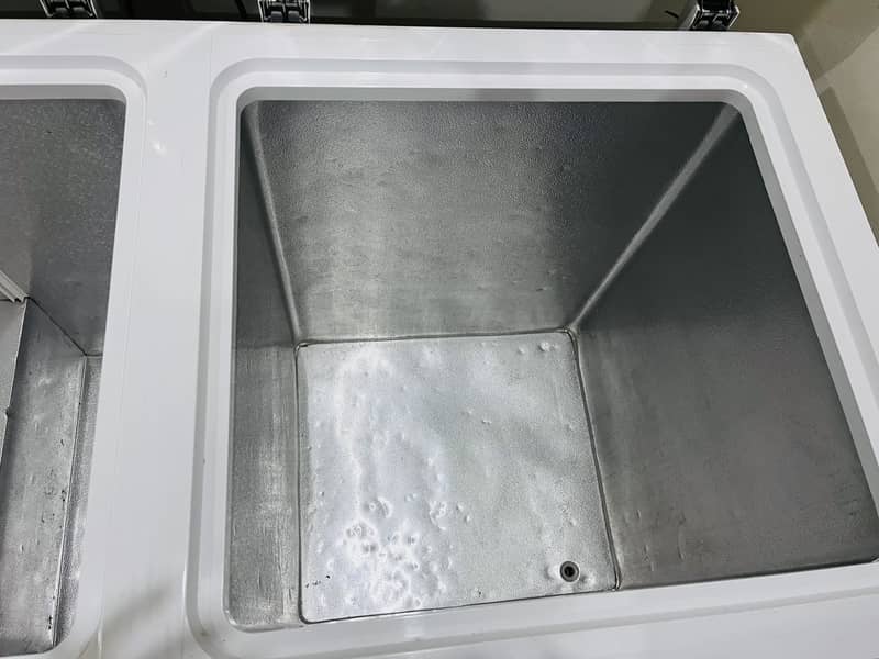 Waves deep freezer 4