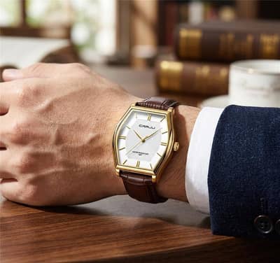 men's watch with leather strap