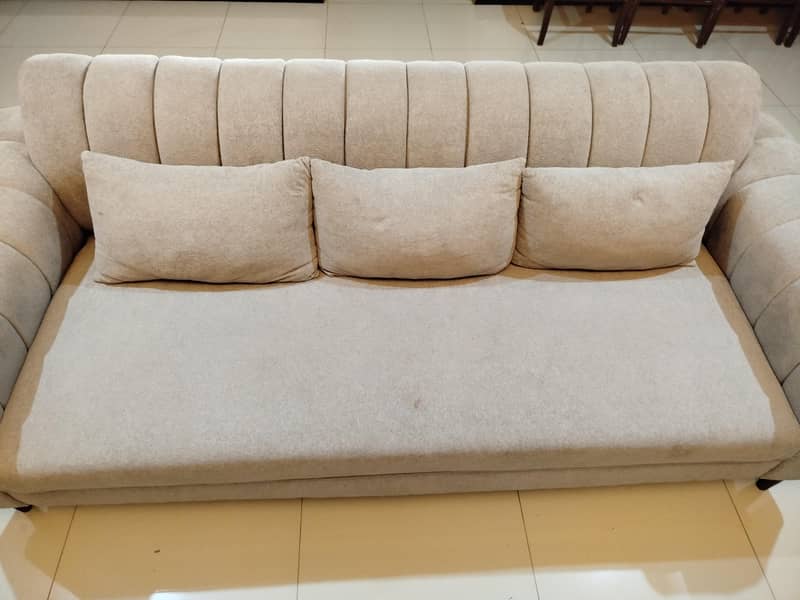 L shape sofa 0