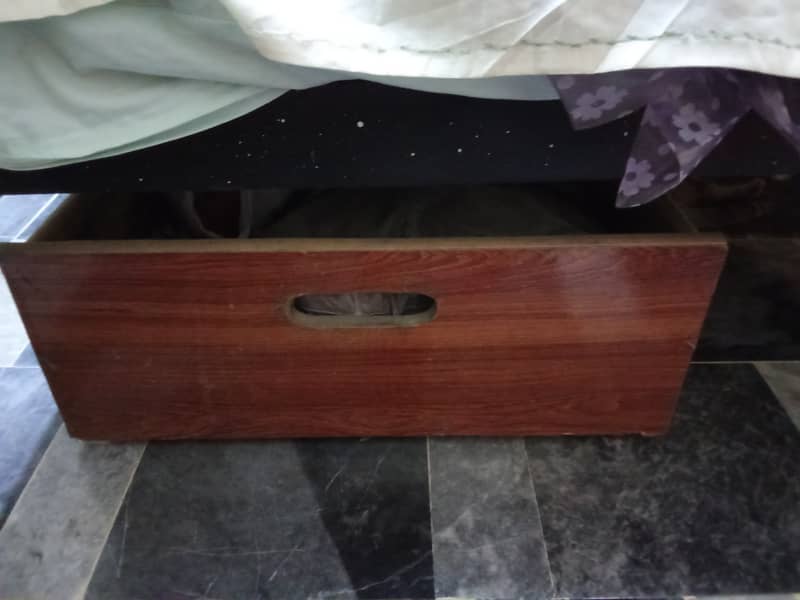 Under Bed Storage 0