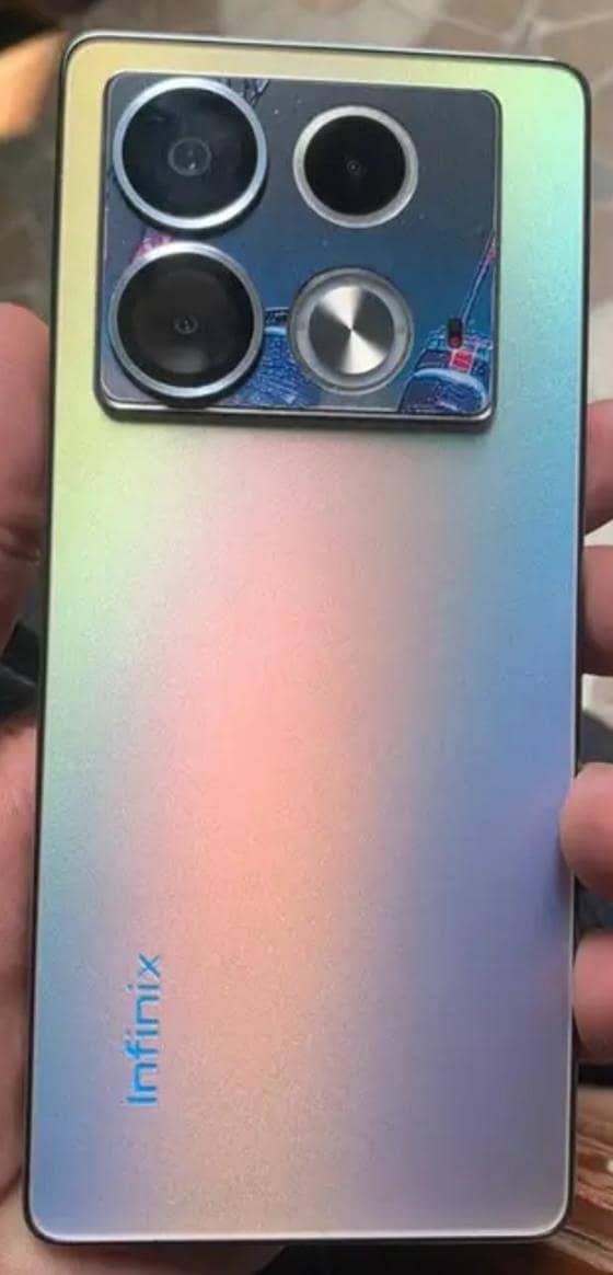 Infinix Note 40 Pro 0