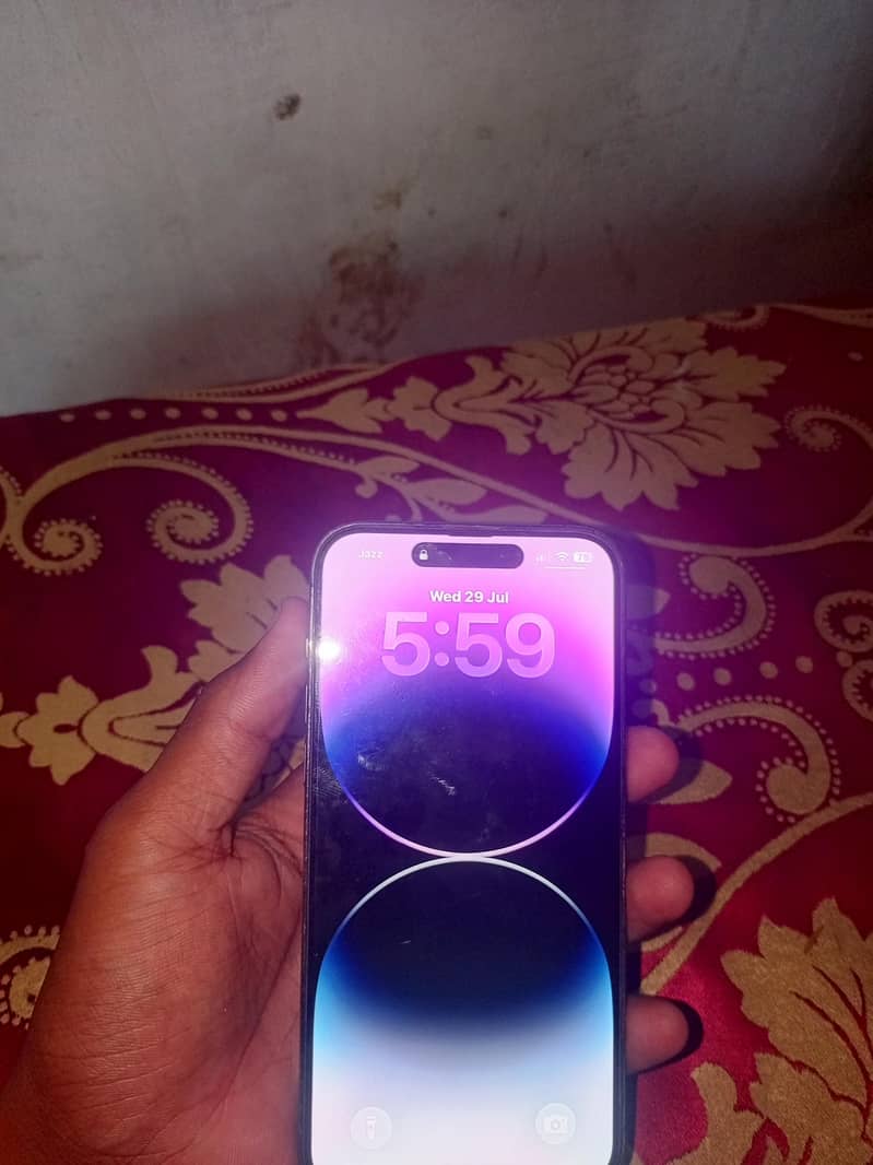 Apple iPhone 14 Pro Max 4