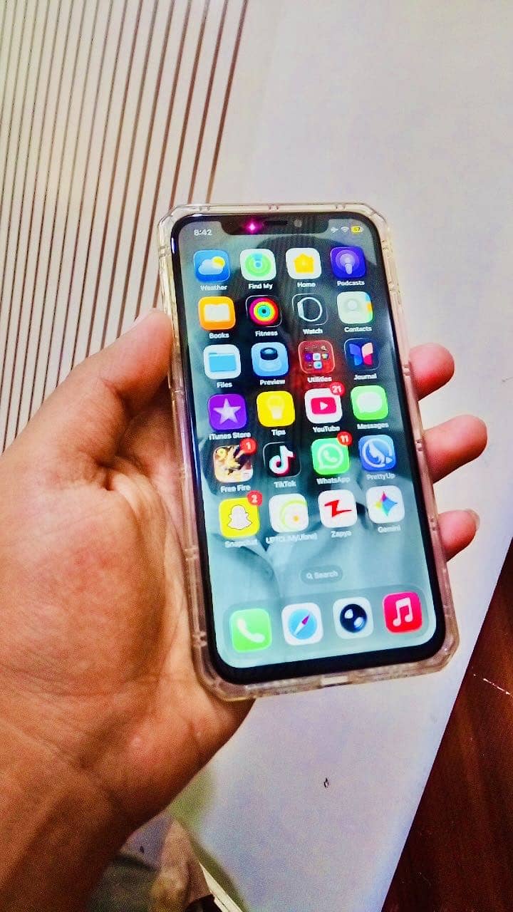 Apple iPhone 11 Pro 3