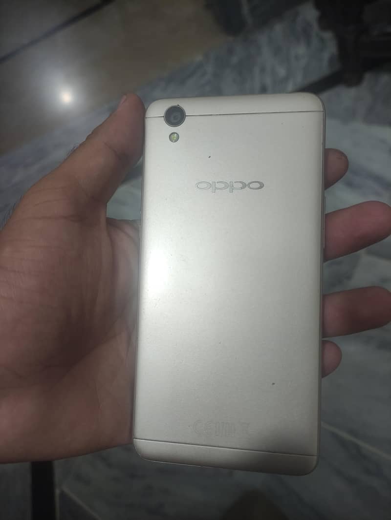 OPPO A37 0