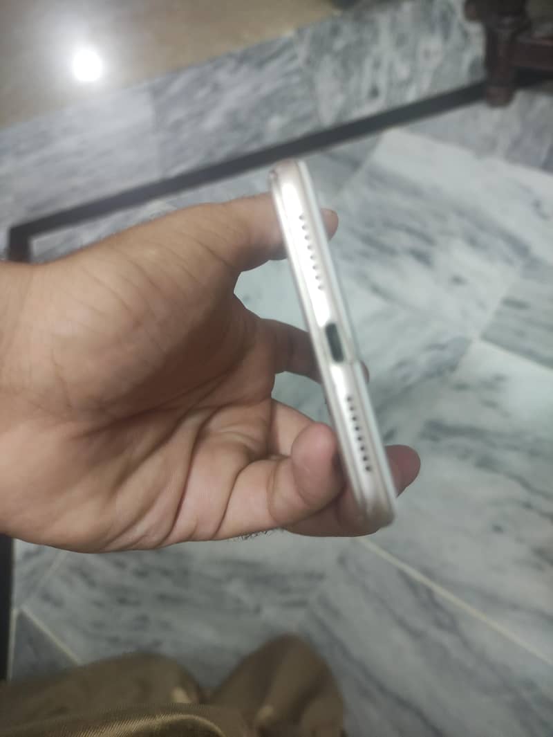 OPPO A37 3