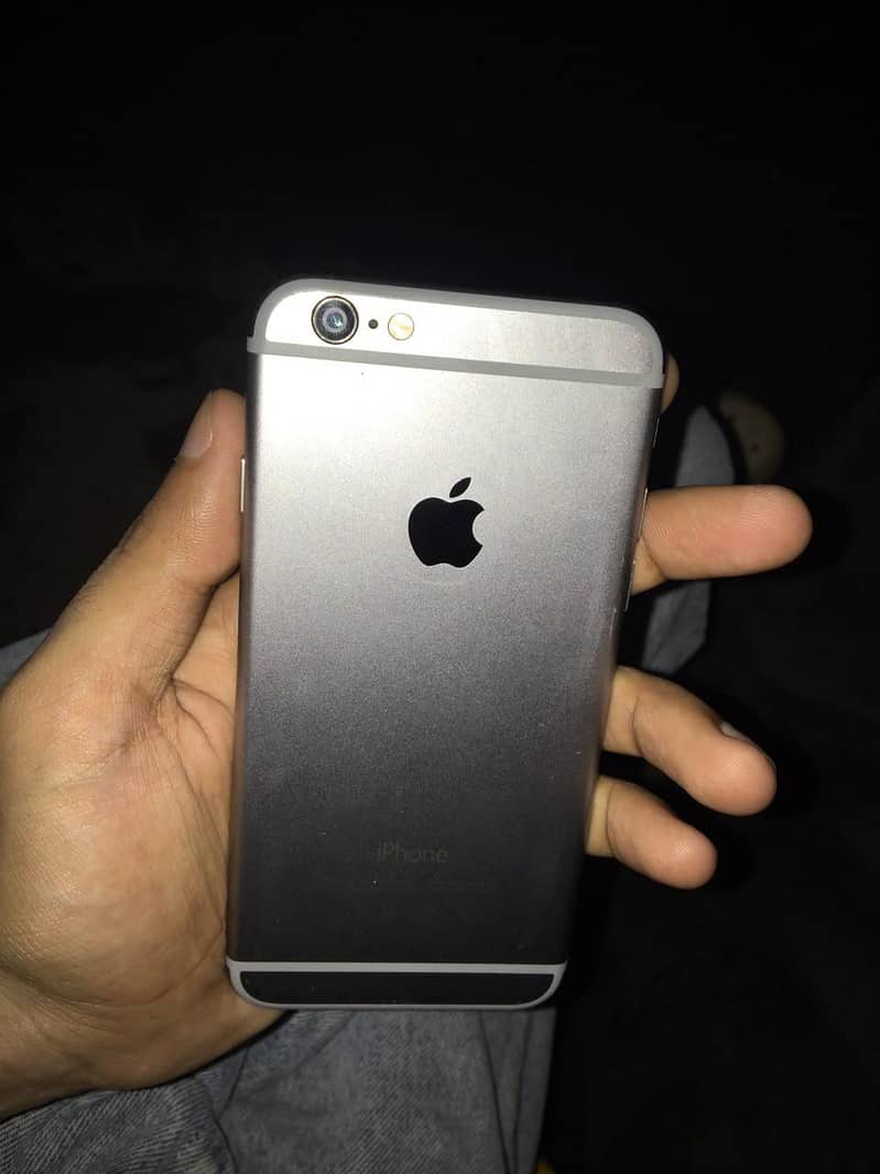 Apple iPhone 6 6