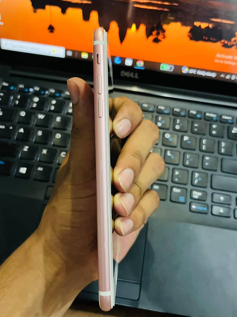 Apple iPhone 7 Plus 4