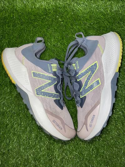 premium quality newbalance shoes not 65000 only 1999