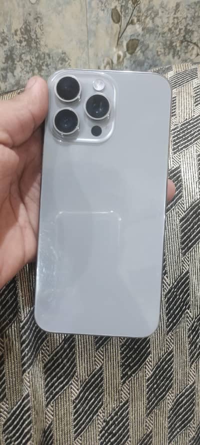 Apple iPhone 15 Pro Max
