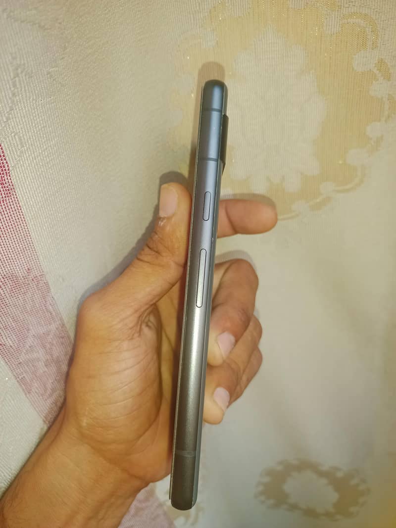 Google Pixel 7a 2