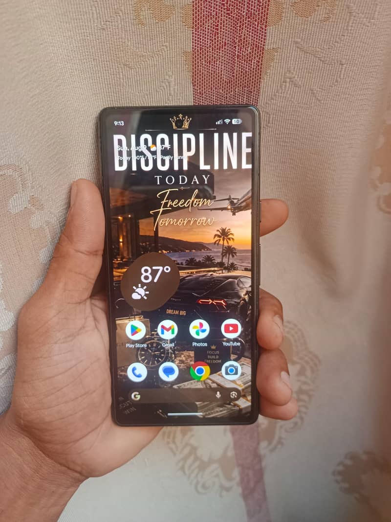 Google Pixel 7a 13