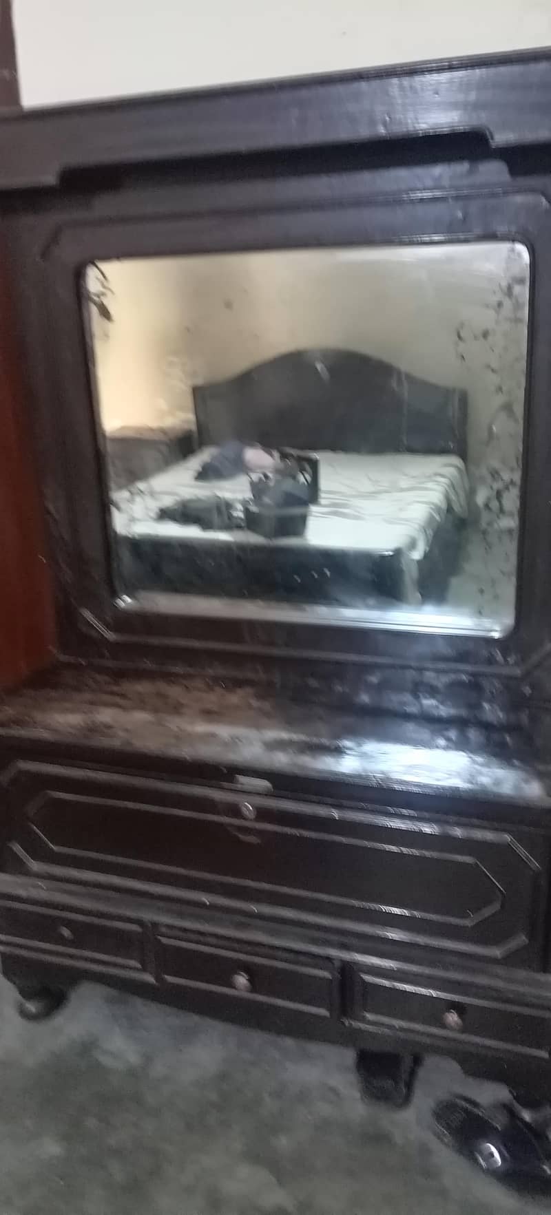 Dressing table and drawer table - dressing table mirror 0