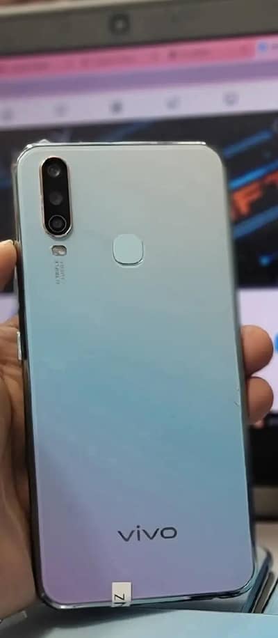 Vivo Y17