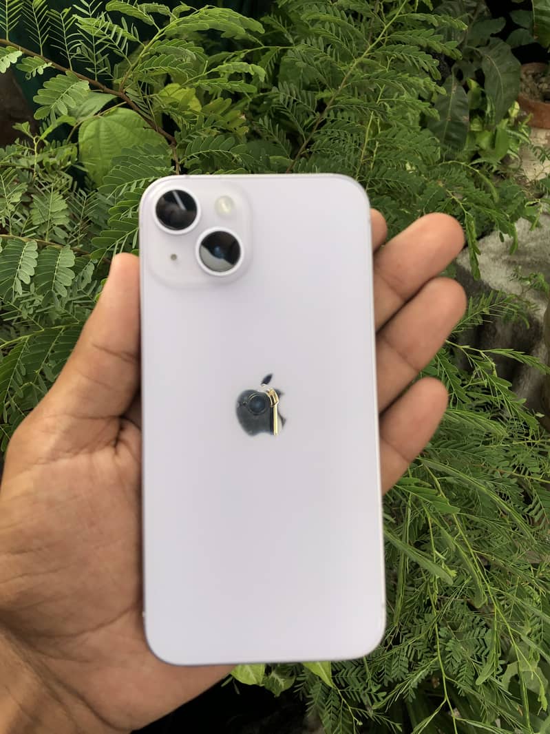 Apple iPhone 14 4