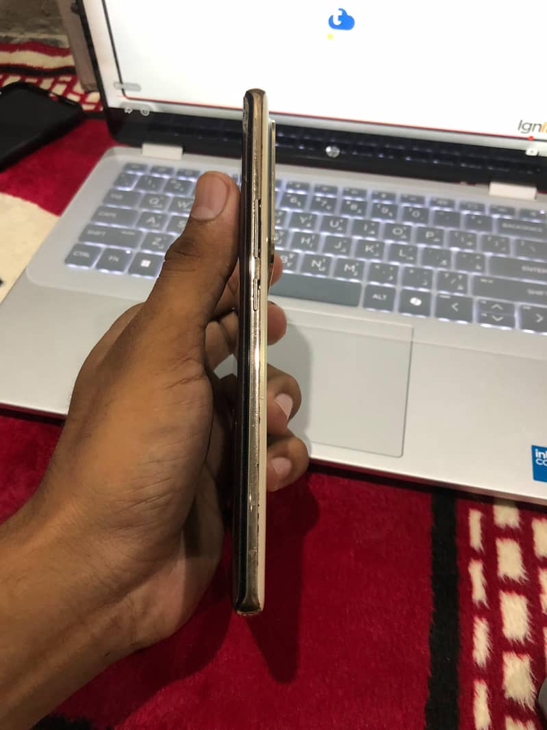 Infinix Zero 30 4