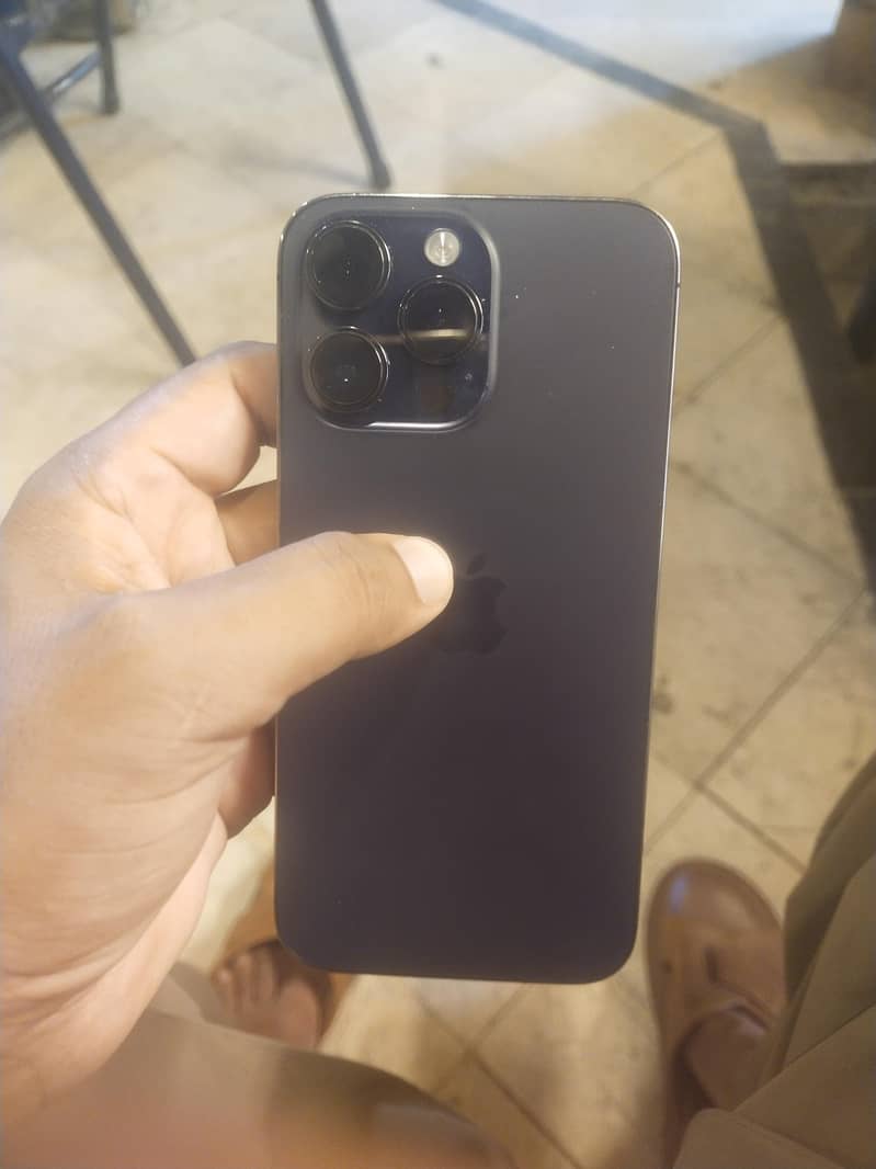 Apple iPhone 14 Pro Max 2
