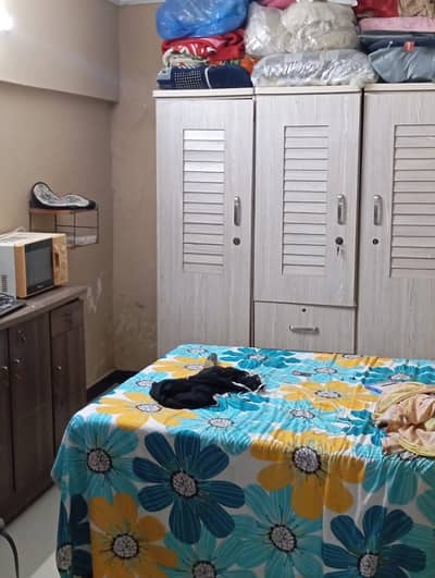 Reasonably-Priced 900 Square Feet Flat In Gulistan-E-Jauhar - Block 13, Karachi Is Available As Of Now