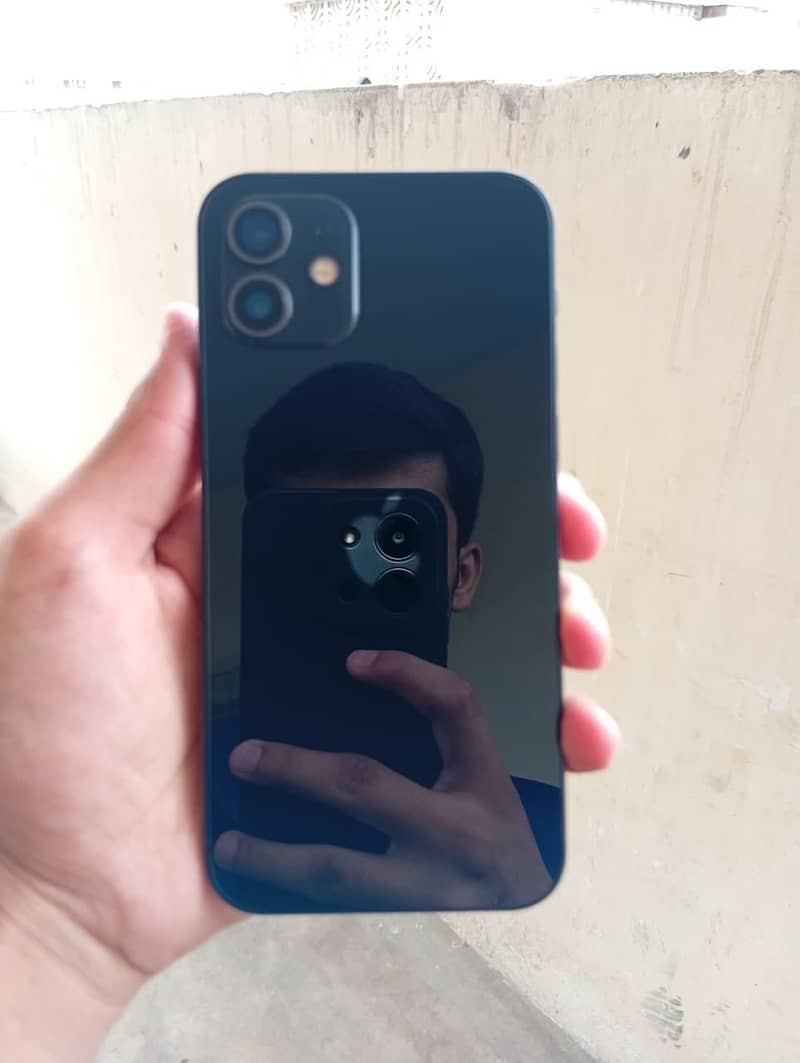 Apple iPhone 12 0