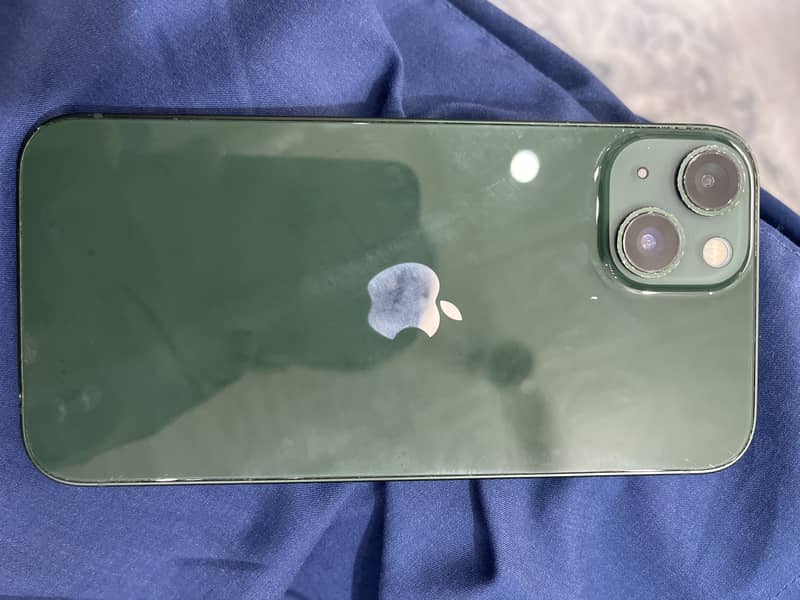 Apple iPhone 13 0