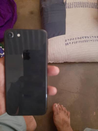 Apple iPhone 8