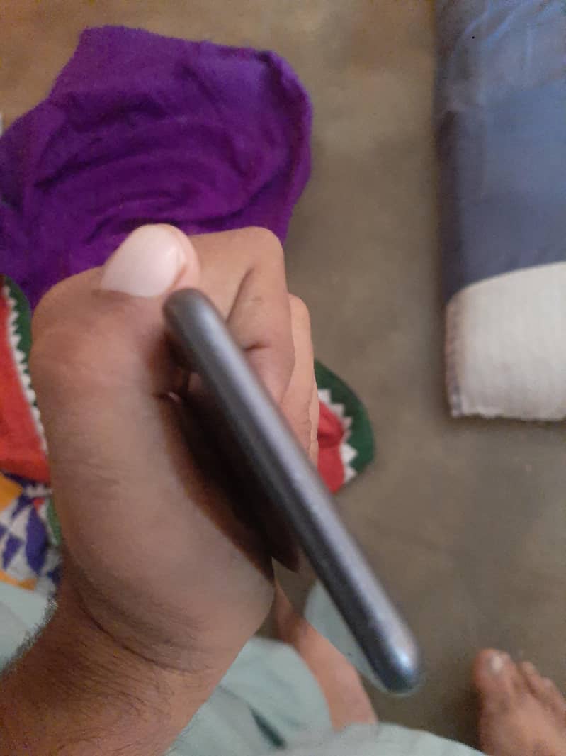Apple iPhone 8 4