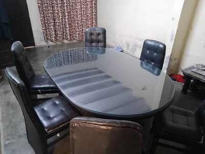 Large Oval Wooden Dining Table with 6 Chairs & Glass Top