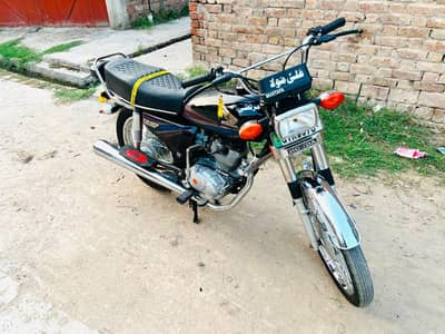For sale bike Honda 125cg (0348,,,830,,,26,,84,,)