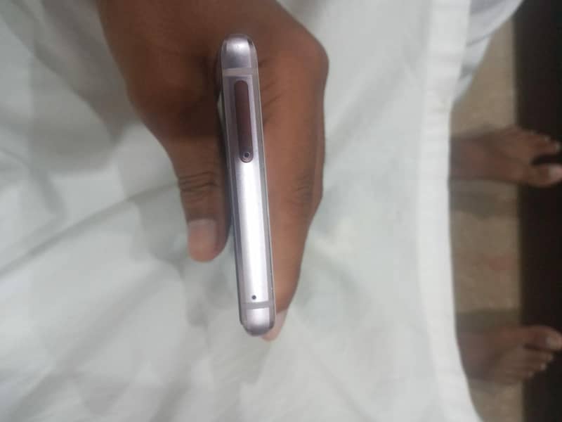 Samsung Mobile Note 9 3