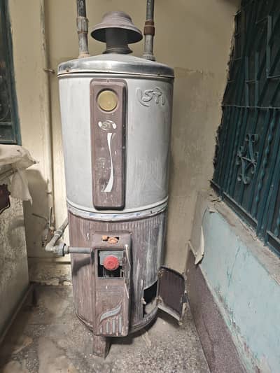 Gas Geyser in Running 25 gallon