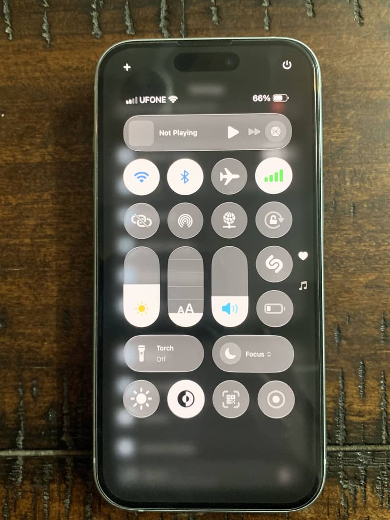 Apple iPhone 15 3
