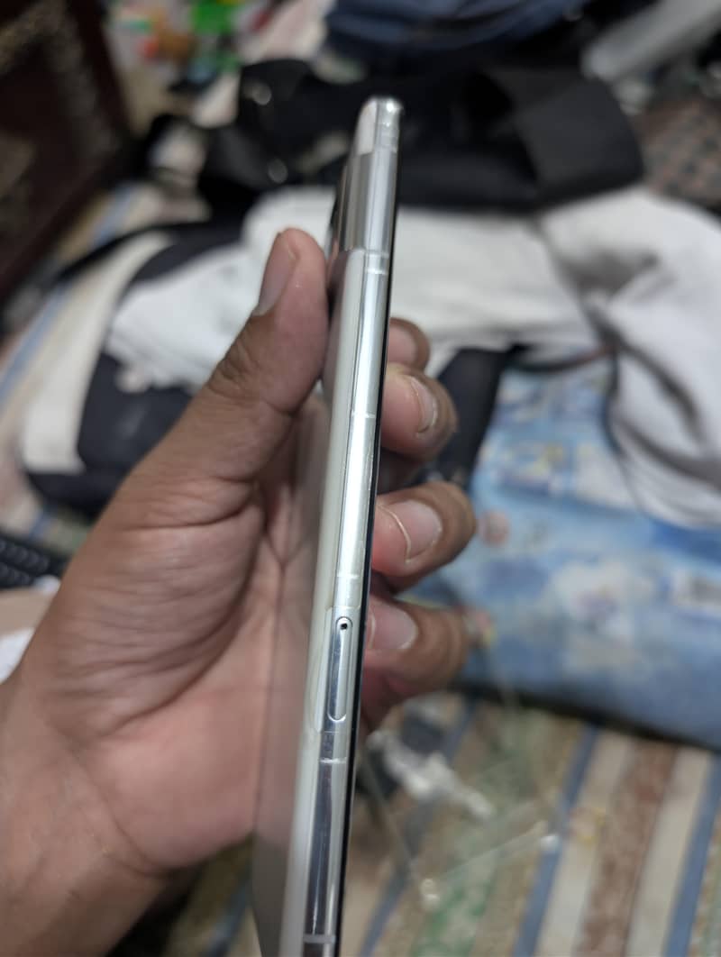 Google Pixel 7 Pro 6
