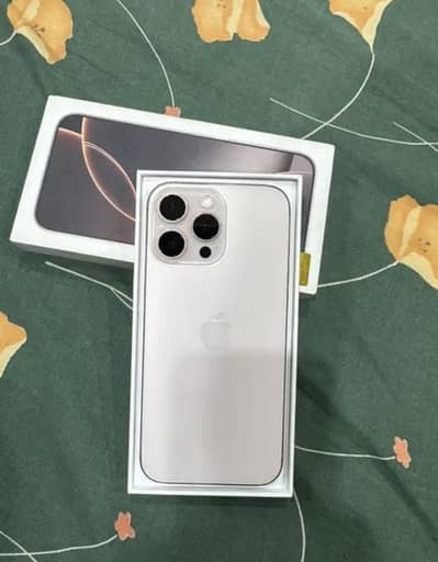 Apple iPhone 16 Pro Max