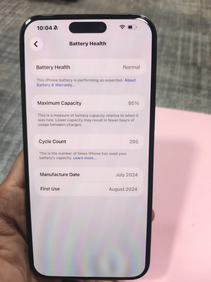 Apple iPhone 15 Pro Max 4