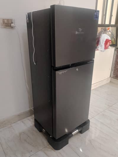 Medium Size Dawlance Fridge ( Total 1 month Use.