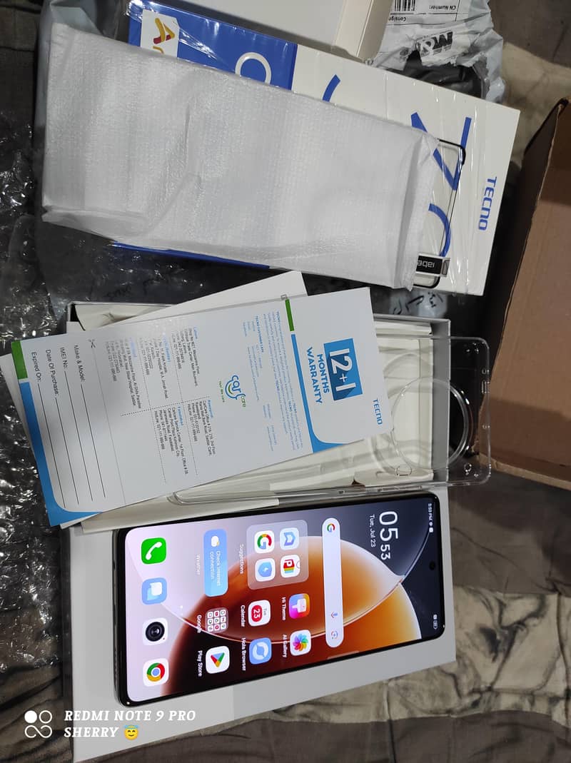 Tecno CAMON 30 1