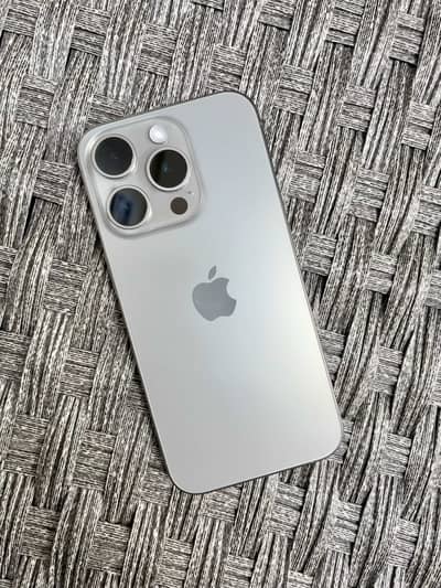 Apple iPhone 15 Pro JV