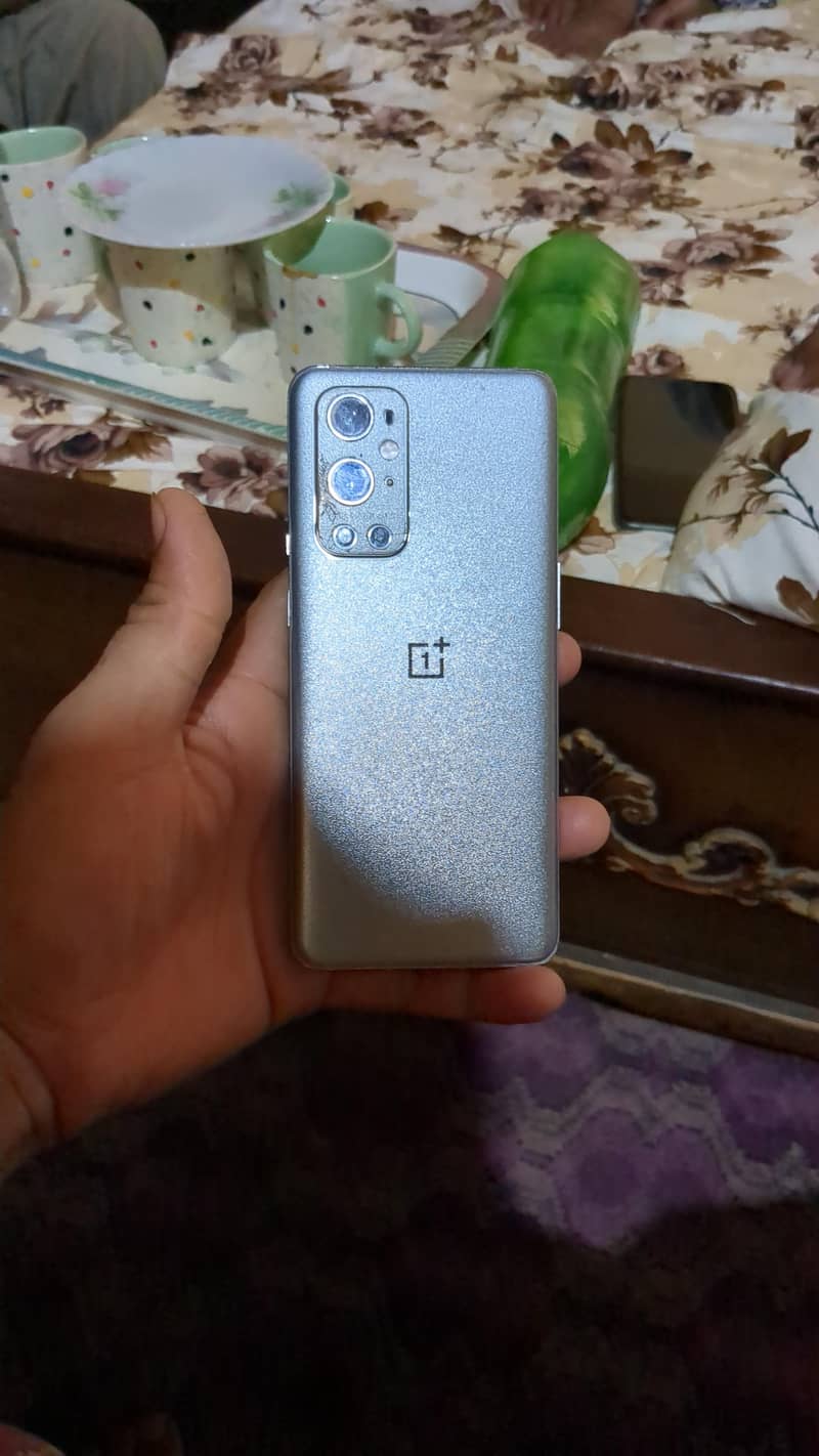 One Plus 9 Pro 0